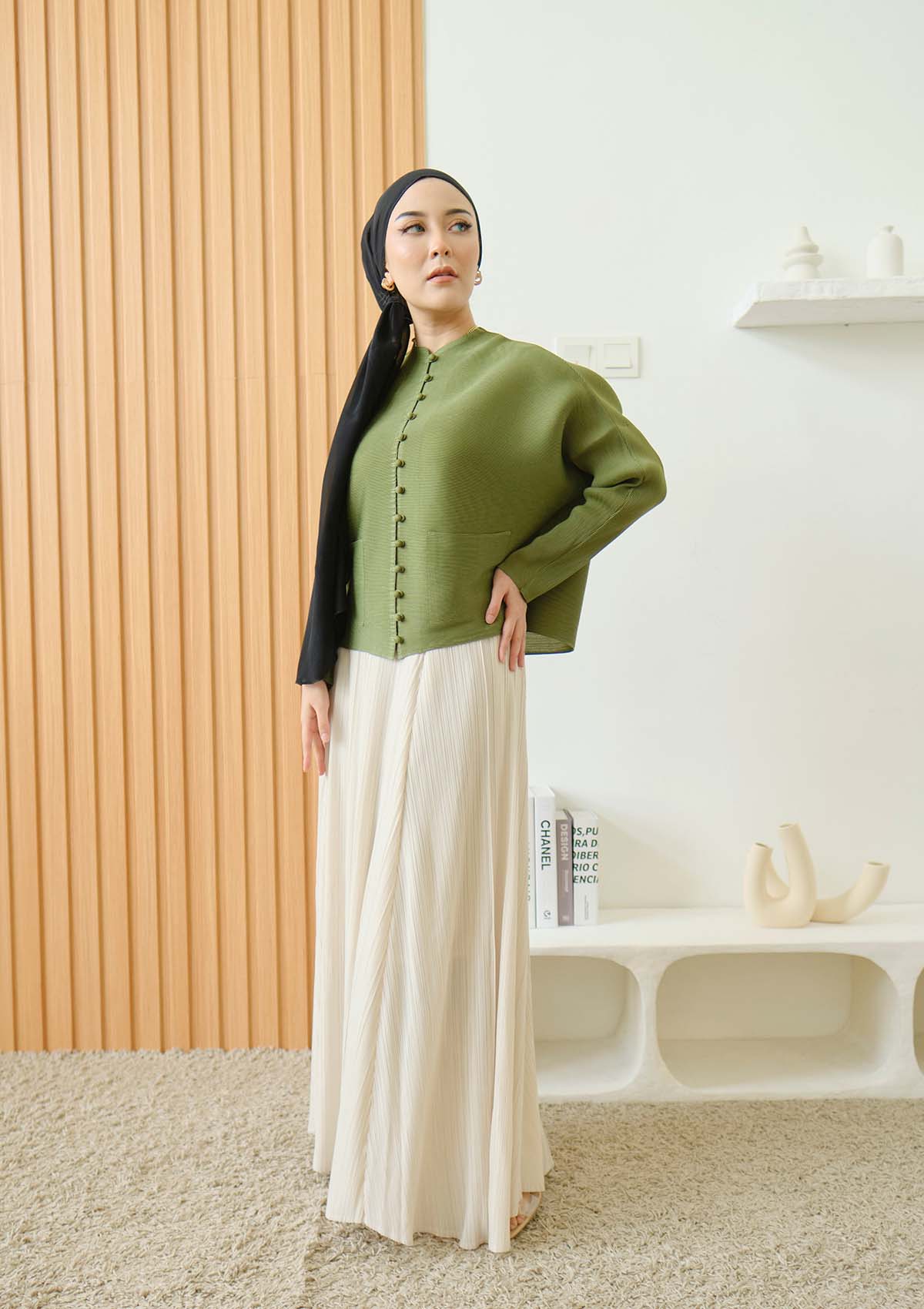 Riley Forest Green Front Pocket Pleated Top