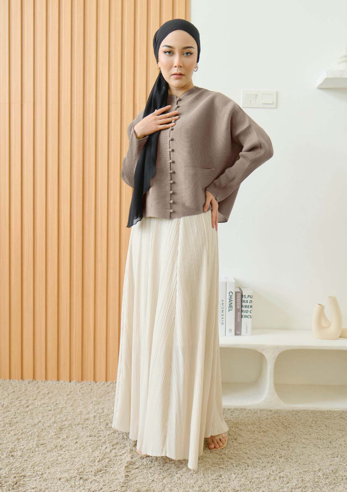 Riley Khaki Front Pocket Pleated Top