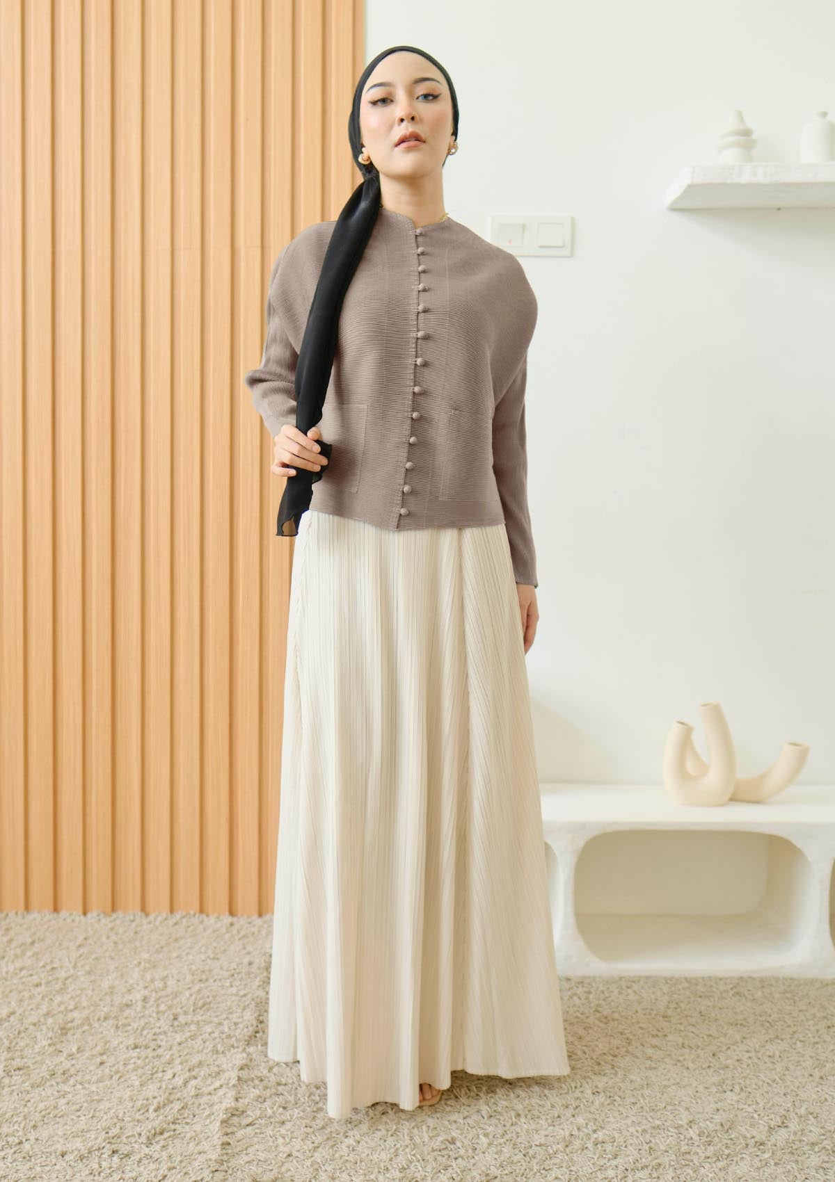 Riley Khaki Front Pocket Pleated Top