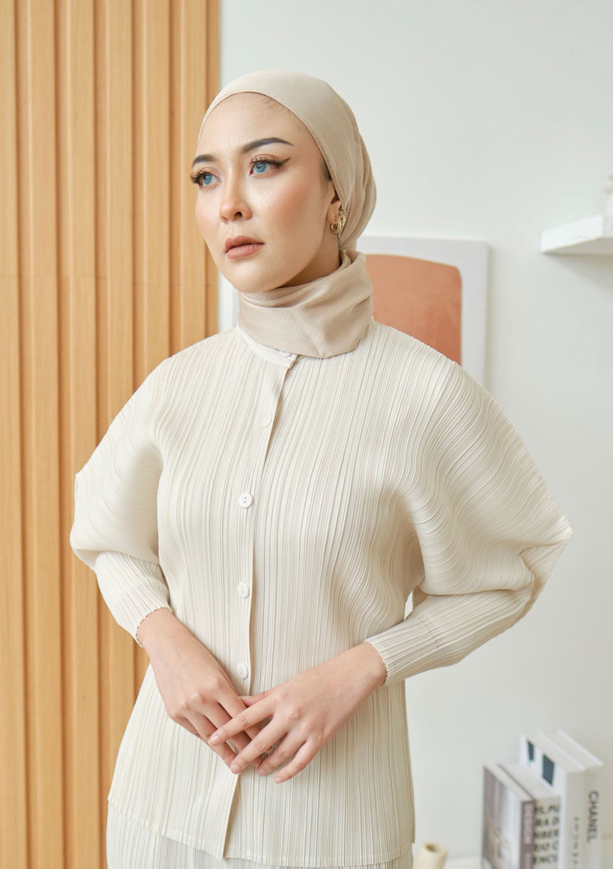 Gia Nude Puffed Sleeve Pleated Top