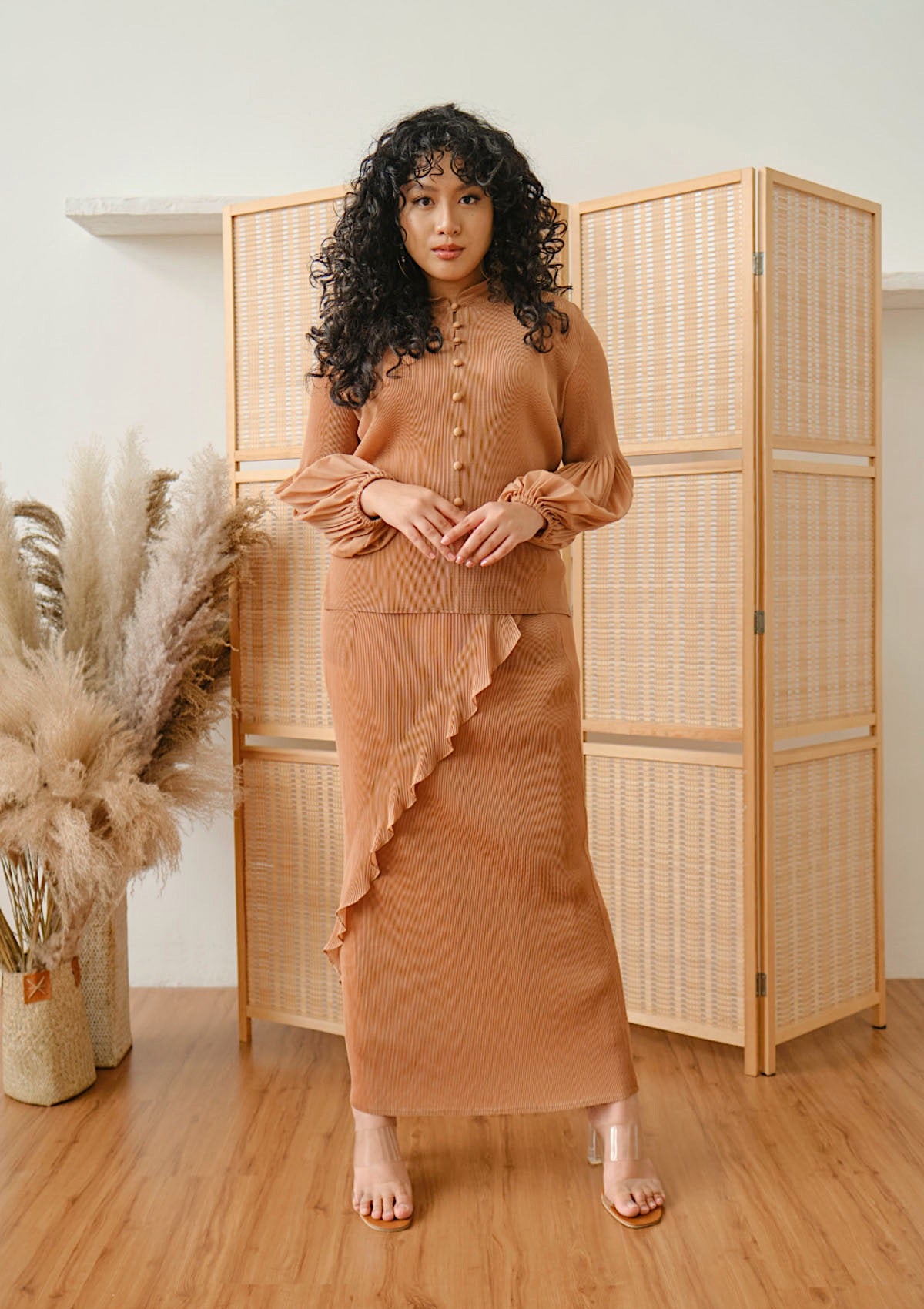 Vanya Caramel Ruffled Pleated Set