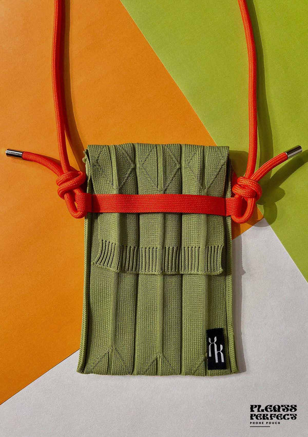 Pleats Perfect Phone Pouch (Olive Green)