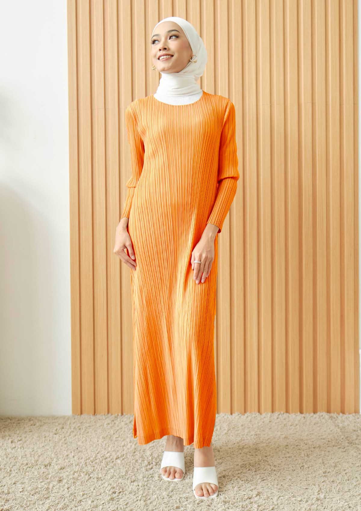Jalen Tiger Lily Pleated Long Dress