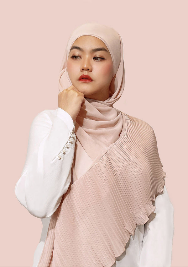 Nevaeh Pleated Pearl Chiffon Shawl (Blush)