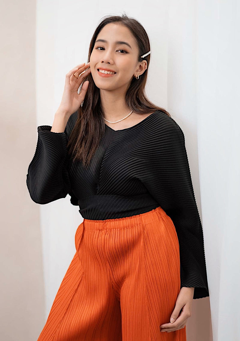 Raven Black Pleated Relaxed Top